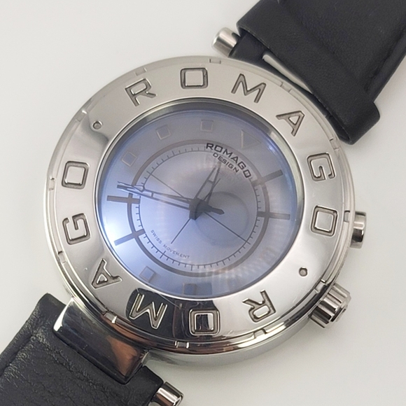 Romago Design Swiss Quartz Watch HK1109705 RM002-0055-4 / New Batteries (3)